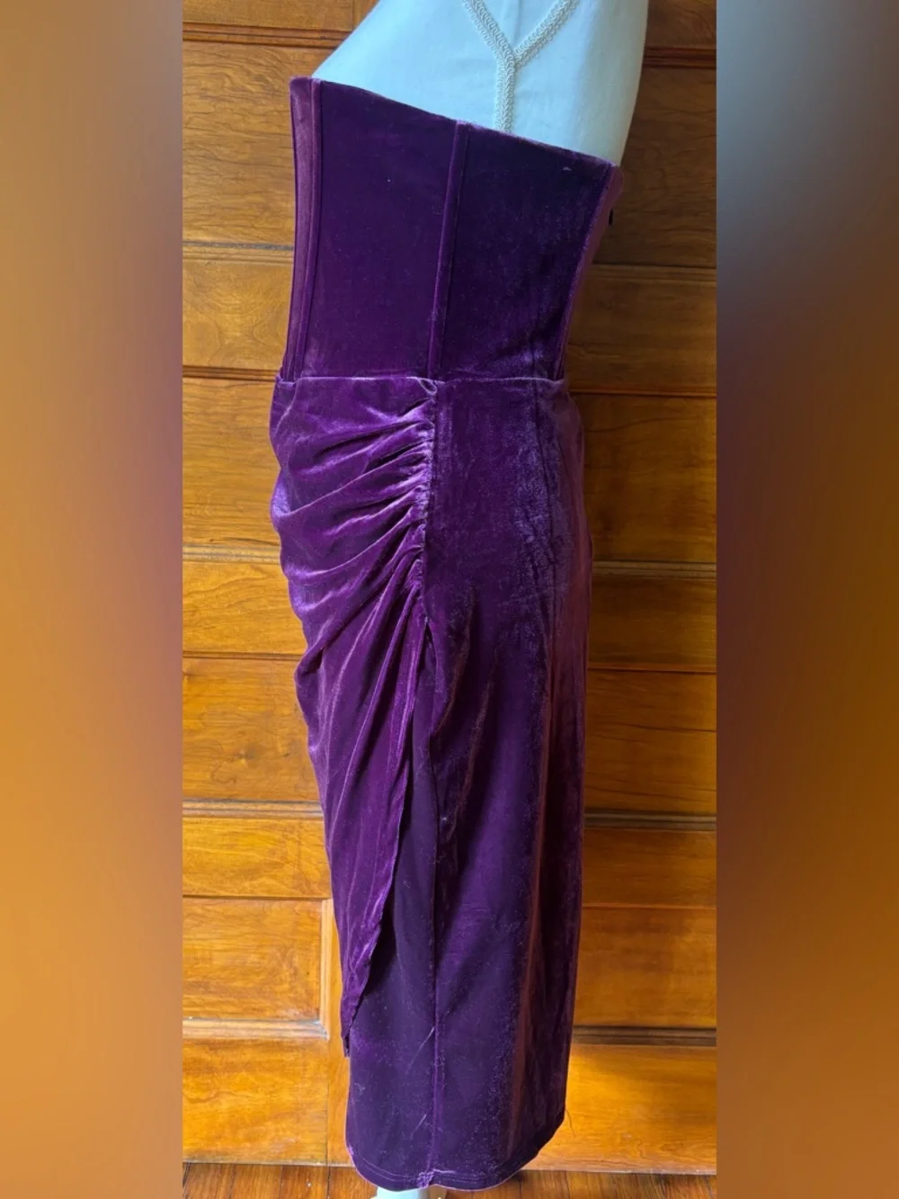 Lulu's Strapless Velvet Midi Dress in Deep Plum - Picture 3 of 8
